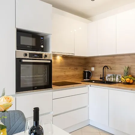 Cosy Terrano -free Private Parking * Split